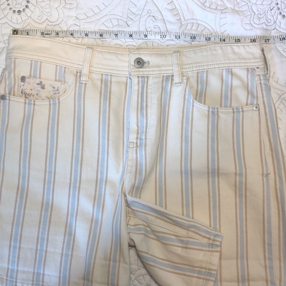 Anthropologie Pilcro Boyfriend Slim Denim Shorts Size 29 - Picture 11 of 14